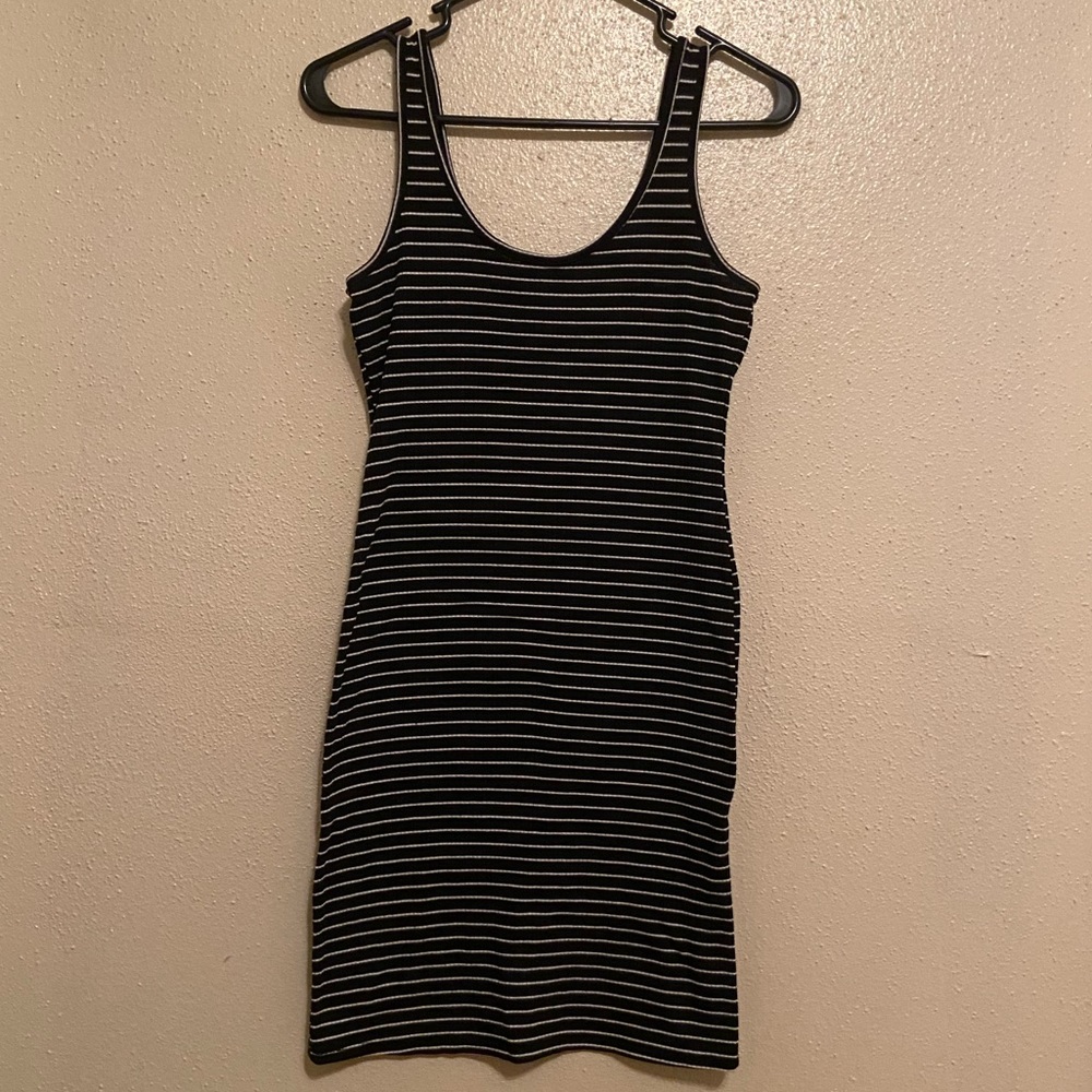 Comfy knit body con fitted striped dress